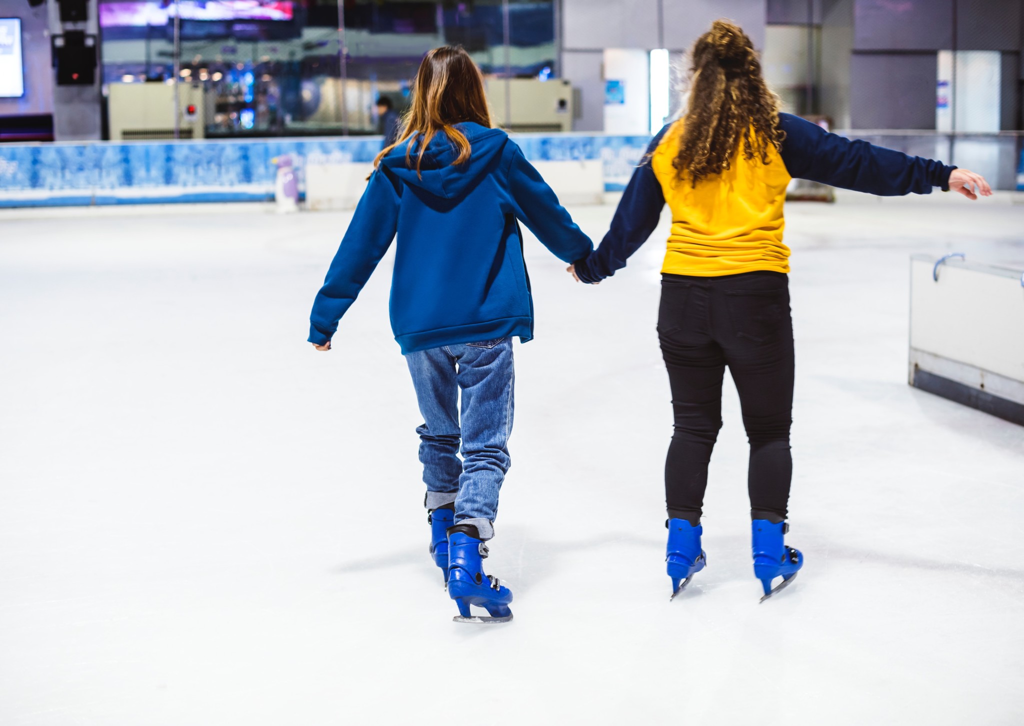 大阪で冬にアイススケートができる人気アイススケート場まとめ7選 21年度最新版