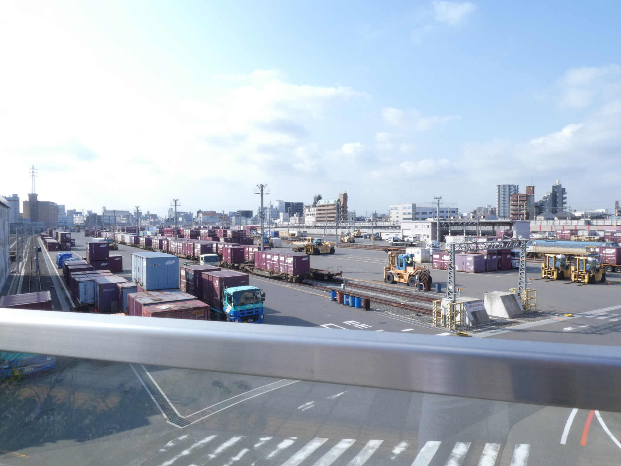 大都市 大阪の物流を間近で体感 穴場的スポットの Jr百済貨物ターミナル駅 に見学 撮影に行こう
