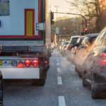 車の排気ガス